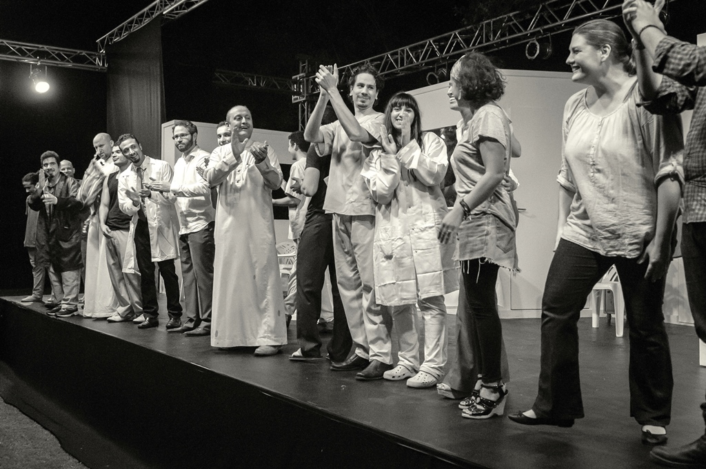 The cast of Jeddah's "One Flew Over the Cuckoo's Nest"