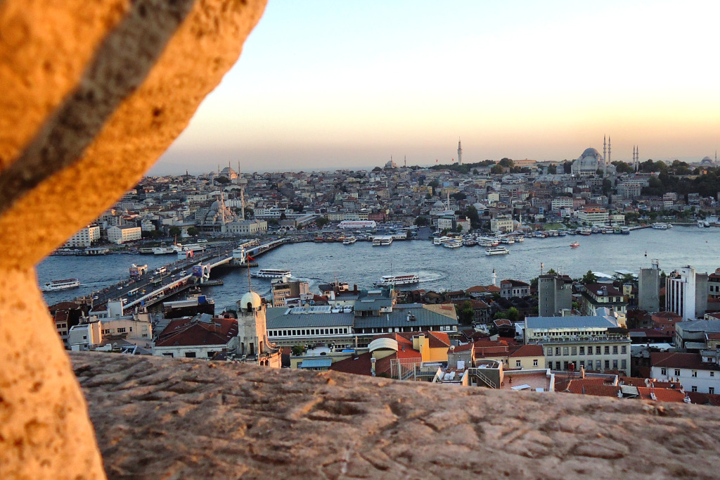 Sunset in Istanbul from the Galata Tower. Photo by Valentina Primo