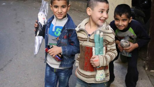 Dumye: Creating Dolls With a Purpose