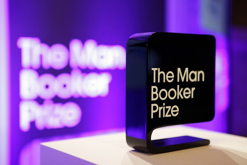 Meet the 2 Arab Finalists For the Man Booker International Prize 2015