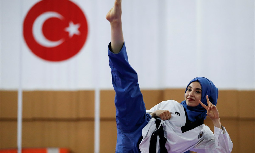 Kubra Dagli Breaking Championships and Stereotypes